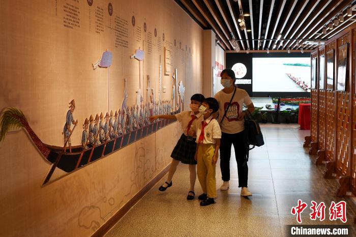 口罩戴前要甩一甩？染色口罩不安全？关于口罩的那些事儿……